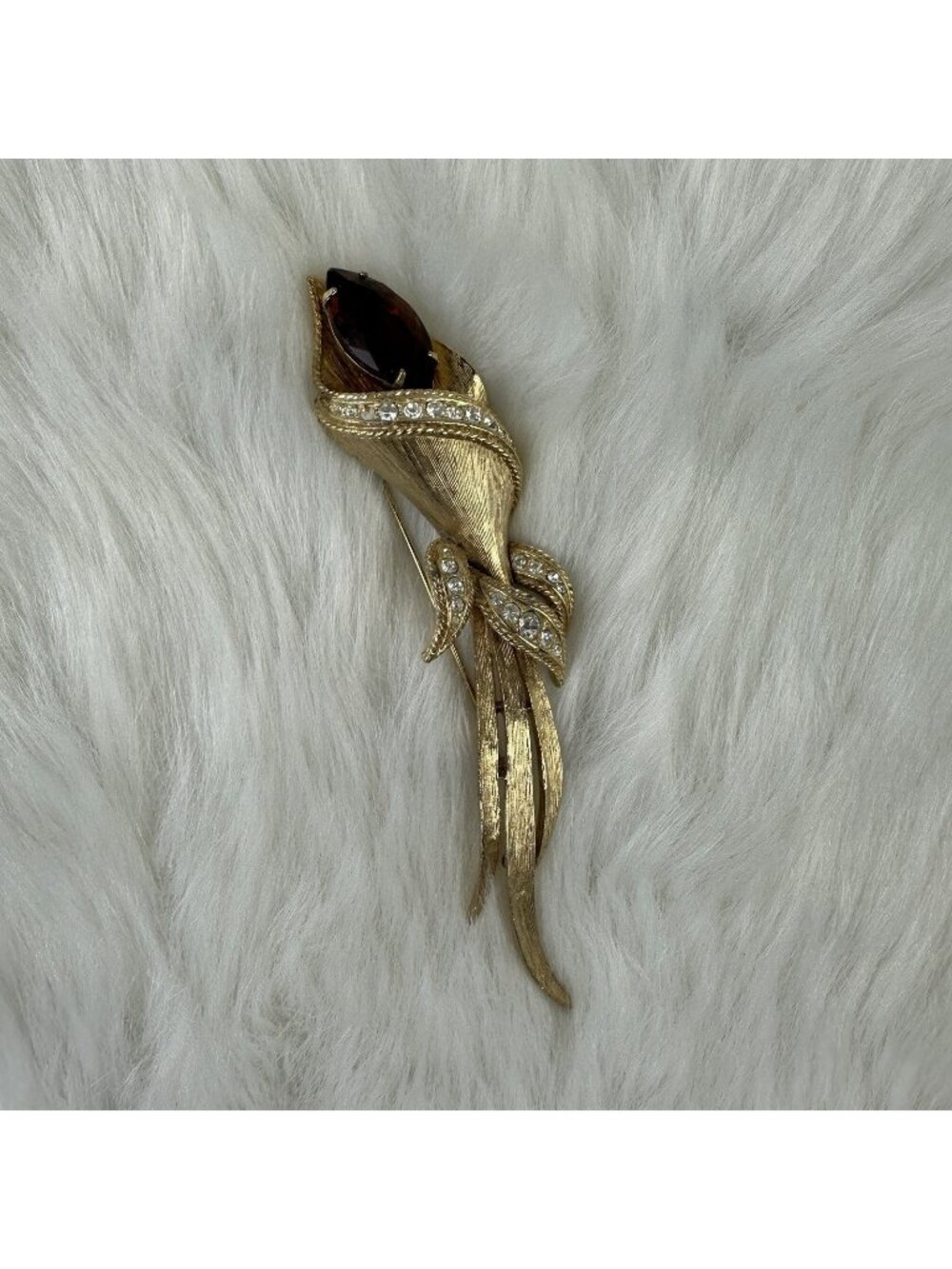 Sarah Coventry High Fashion Calla Lily Brooch Gold Vintage